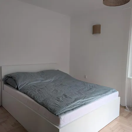 公寓 70m Mieszkanie W Domu Jednorodzinnym Do 8 Osob, Darmowy Parking, Atrakcje Dla Dzieci, Balkon, Duzy Ogrod *