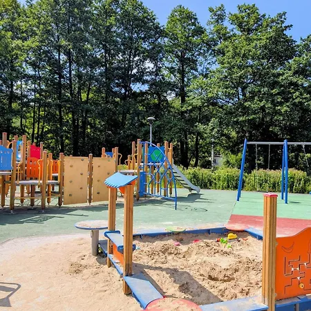 Appartement 70m Mieszkanie W Domu Jednorodzinnym Do 8 Osob, Darmowy Parking, Atrakcje Dla Dzieci, Balkon, Duzy Ogrod *