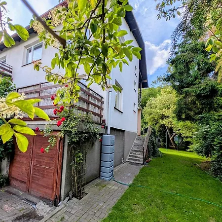 70m Komfortowy W Domu Jednorodzinnym Do 8 Osob - Ogrod, Balkon, Parking I Atrakcje Dla Dzieci *