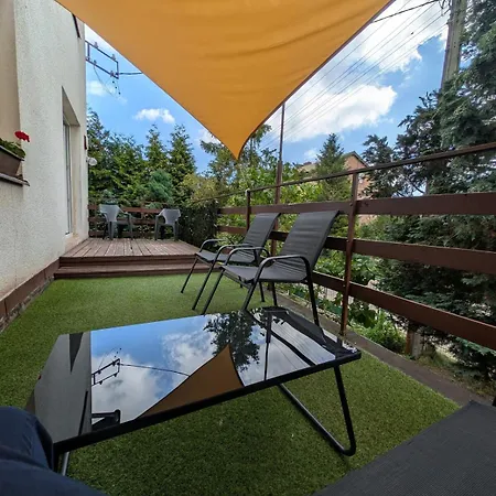 Lägenhet 70m Komfortowy W Domu Jednorodzinnym Do 8 Osob - Ogrod, Balkon, Parking I Atrakcje Dla Dzieci *