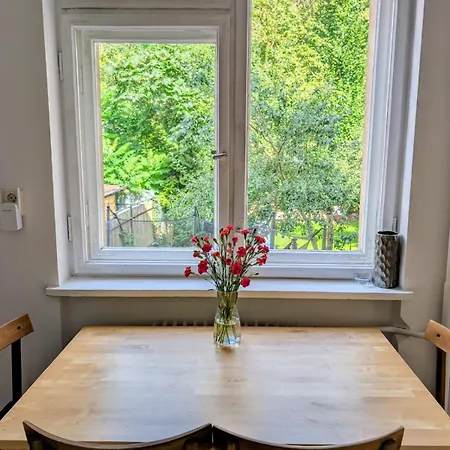 Appartement 70m Mieszkanie W Domu Jednorodzinnym Do 8 Osob, Darmowy Parking, Atrakcje Dla Dzieci, Balkon, Duzy Ogrod *