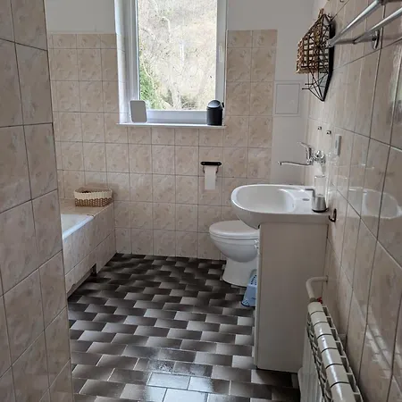Apartamento 70m Komfortowy W Domu Jednorodzinnym Do 8 Osób - Ogród, Balkon, Parking I Atrakcje Dla Dzieci