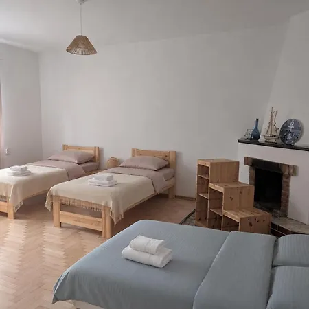 Apartmán 70m Komfortowy W Domu Jednorodzinnym Do 8 Osob - Ogrod, Balkon, Parking I Atrakcje Dla Dzieci