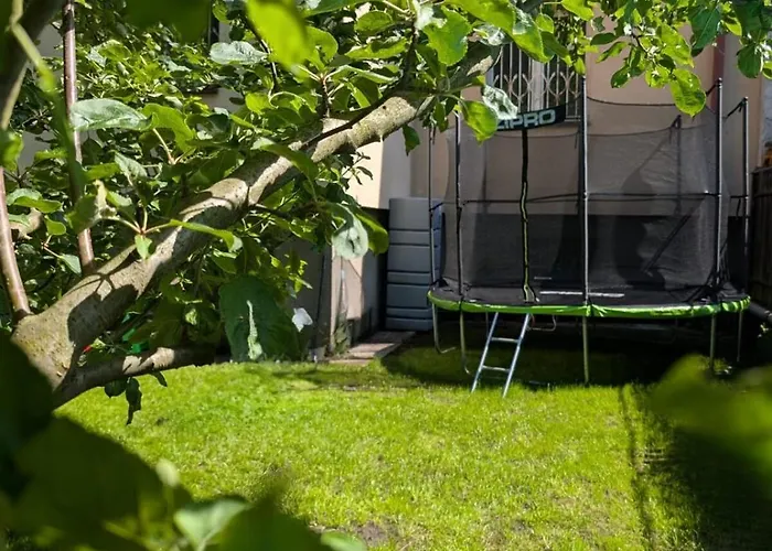 70m Mieszkanie W Domu Jednorodzinnym Do 8 Osob, Darmowy Parking, Atrakcje Dla Dzieci, Balkon, Duzy Ogrod Daire *