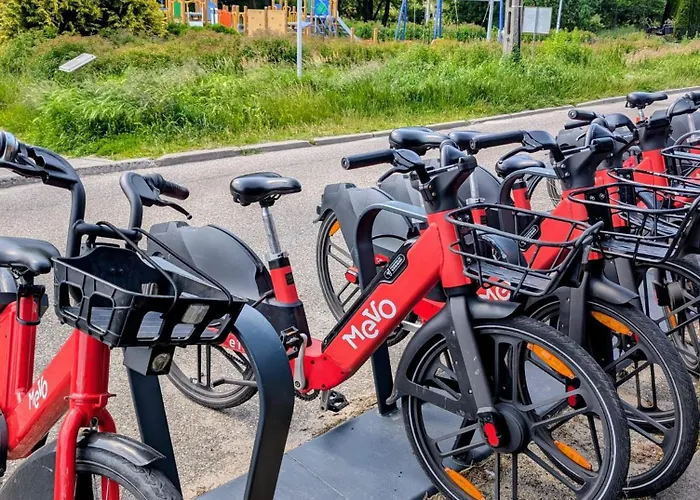 Daire 70m Mieszkanie W Domu Jednorodzinnym Do 8 Osob, Darmowy Parking, Atrakcje Dla Dzieci, Balkon, Duzy Ogrod